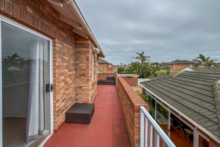 3 Bedroom Property for Sale in Summerstrand Eastern Cape